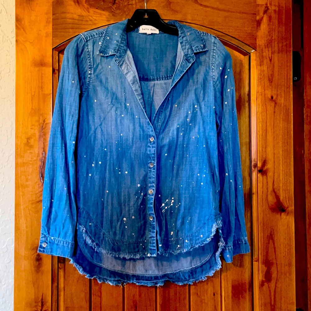 Bella Dahl fringe hem button down jean shirt!